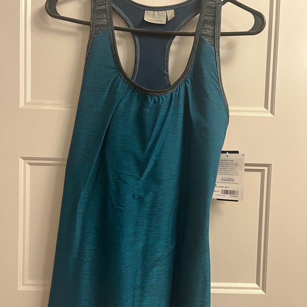 Athleta work out tank. M, new with tags
